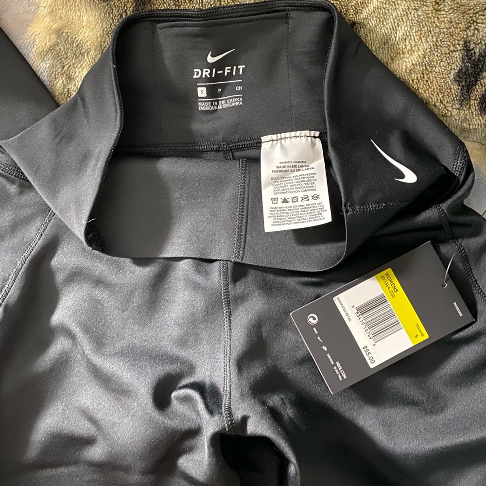 Nike workout leggings